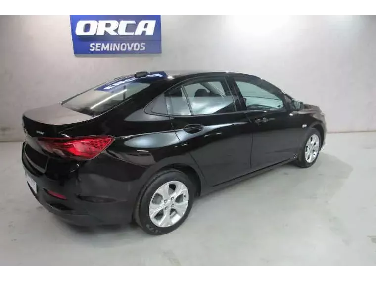 Chevrolet Onix Preto 11