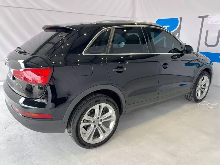 Audi Q3 Preto 4