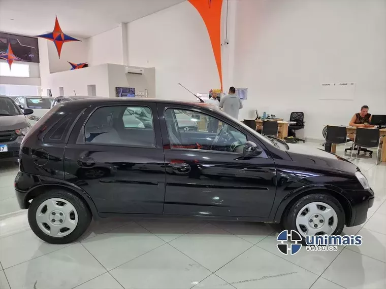 Chevrolet Corsa Preto 4