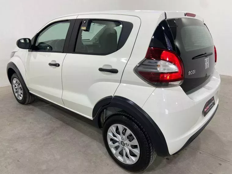 Fiat Mobi Branco 12