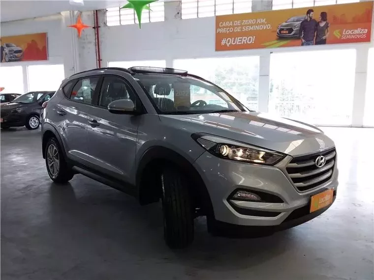 Hyundai Tucson Prata 7