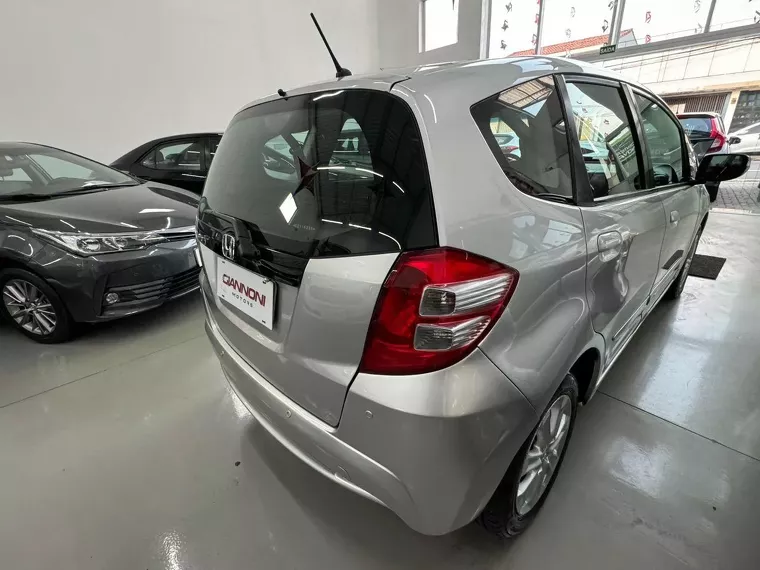 Honda FIT Prata 4