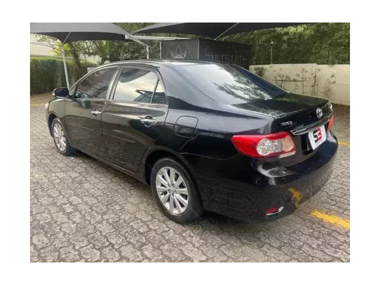 Toyota Corolla Preto 7