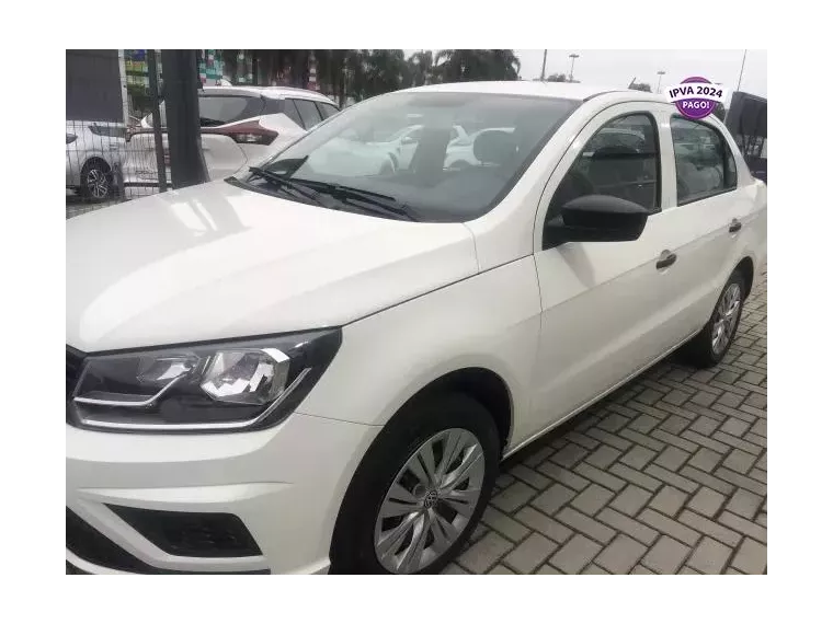 Volkswagen Voyage Branco 4