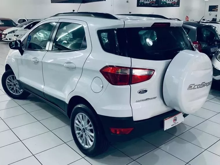 Ford Ecosport Branco 4