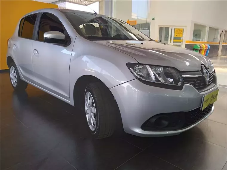 Renault Sandero Prata 3