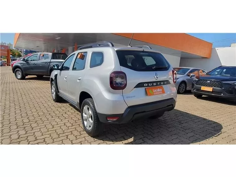 Renault Duster Prata 9