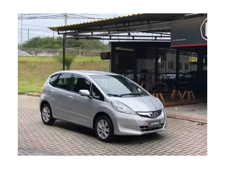 Honda FIT Prata 4