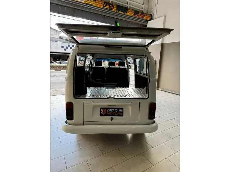 Volkswagen Kombi Branco 5