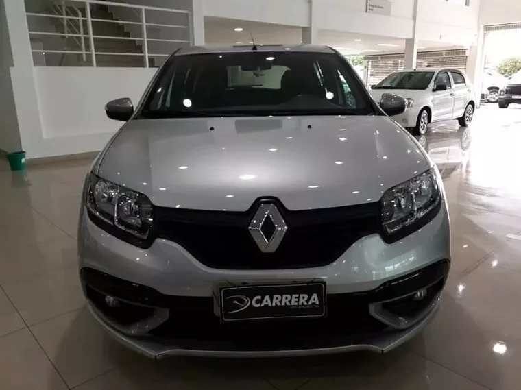 Renault Sandero Prata 11