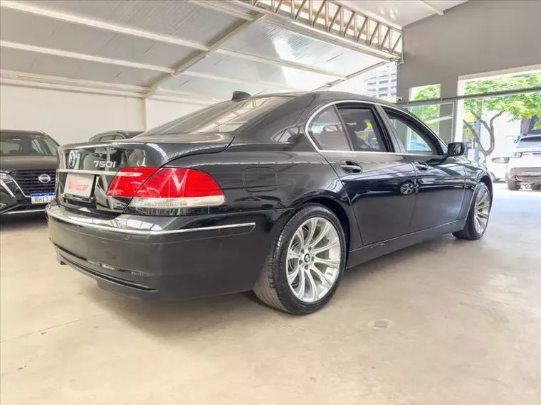 BMW 750i Preto 10