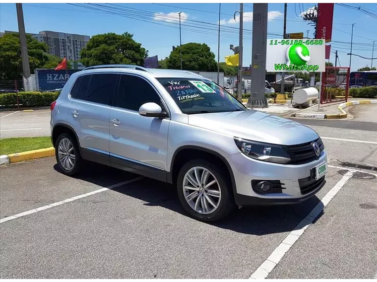 Volkswagen Tiguan Prata 1