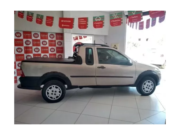 Fiat Strada Bege 1