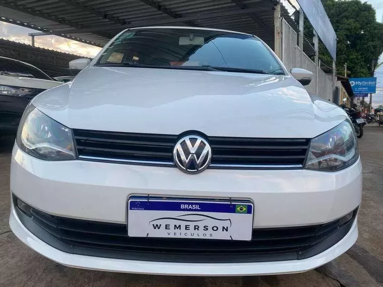 Volkswagen Voyage Branco 2