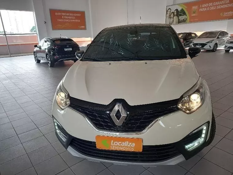 Renault Captur Bege 4