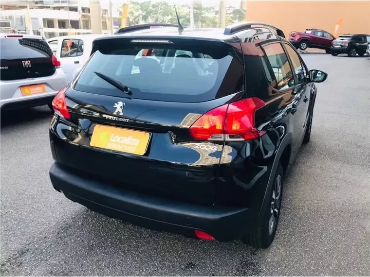 Peugeot 2008 Preto 6