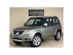 Mitsubishi Pajero TR4