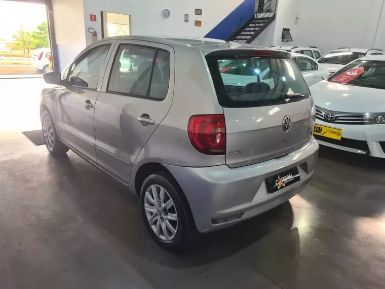 Volkswagen Fox Prata 4