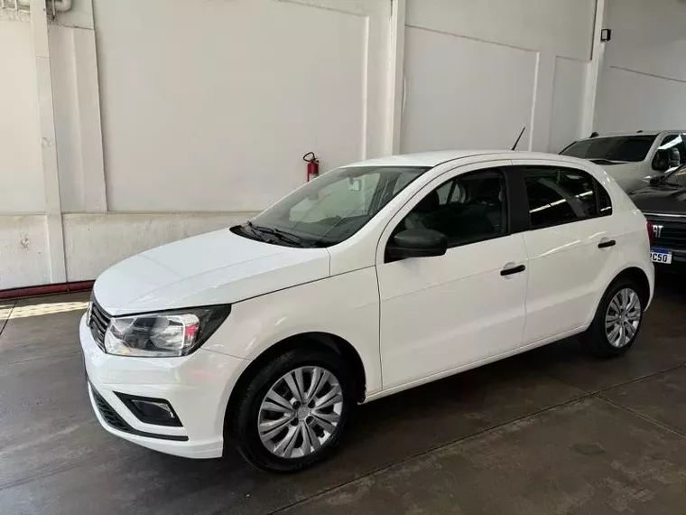 Volkswagen Gol Branco 5