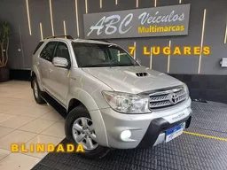 Toyota Hilux SW4