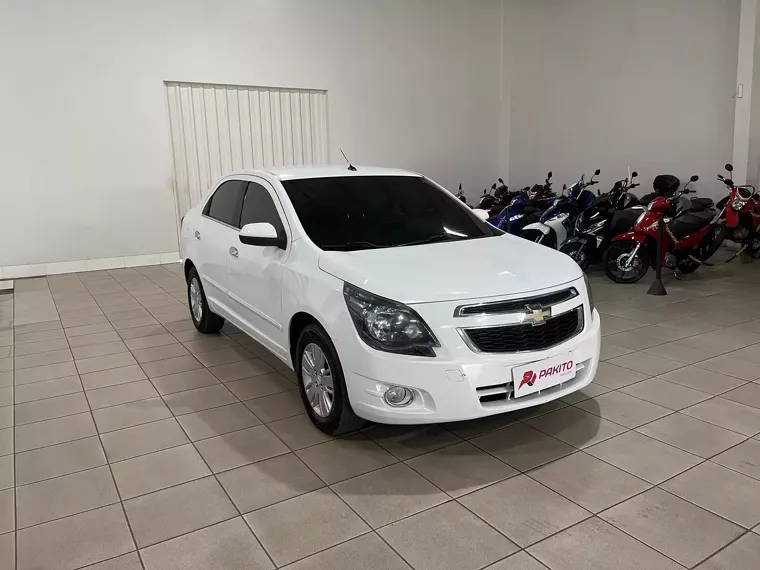 Chevrolet Cobalt Branco 1