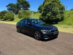 BMW 320i