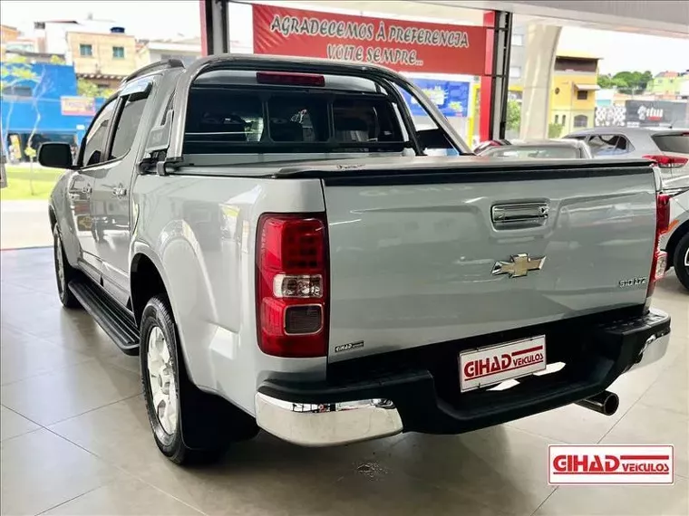 Chevrolet S10 Prata 6