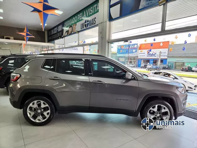 Jeep Compass Cinza 10