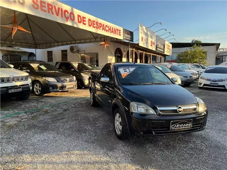 Chevrolet Montana Preto 3