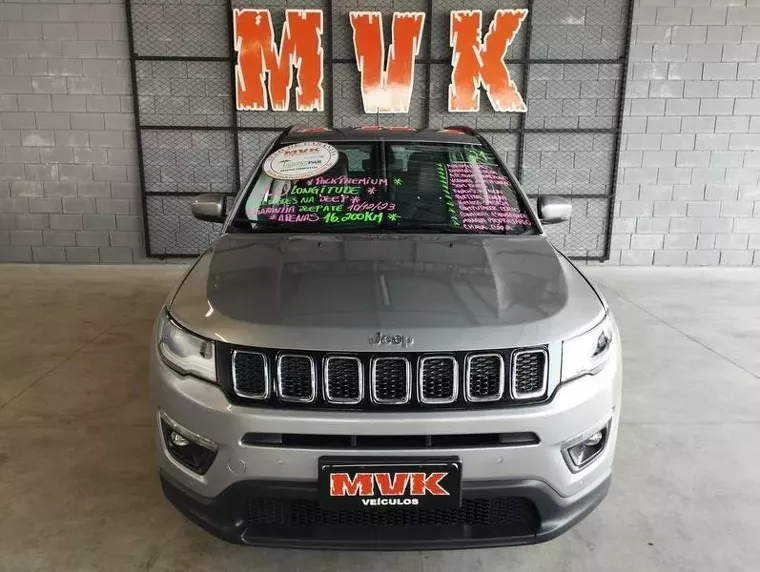 Jeep Compass Prata 13