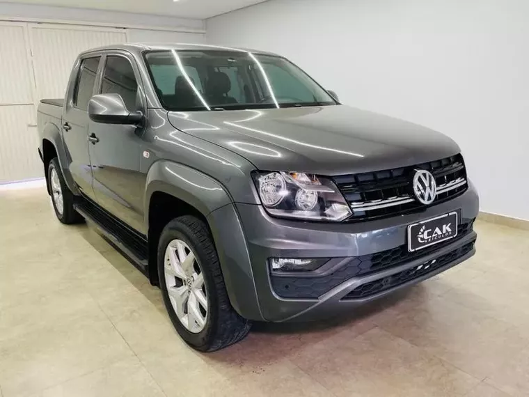 Volkswagen Amarok Cinza 2