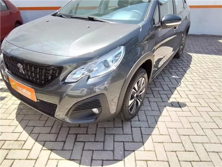 Peugeot 2008 Cinza 1