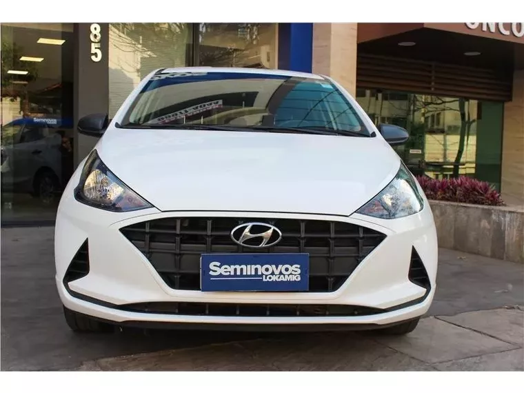 Hyundai HB20 Branco 13