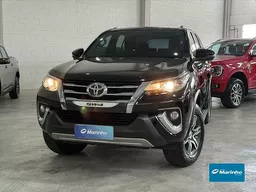 Toyota Hilux SW4