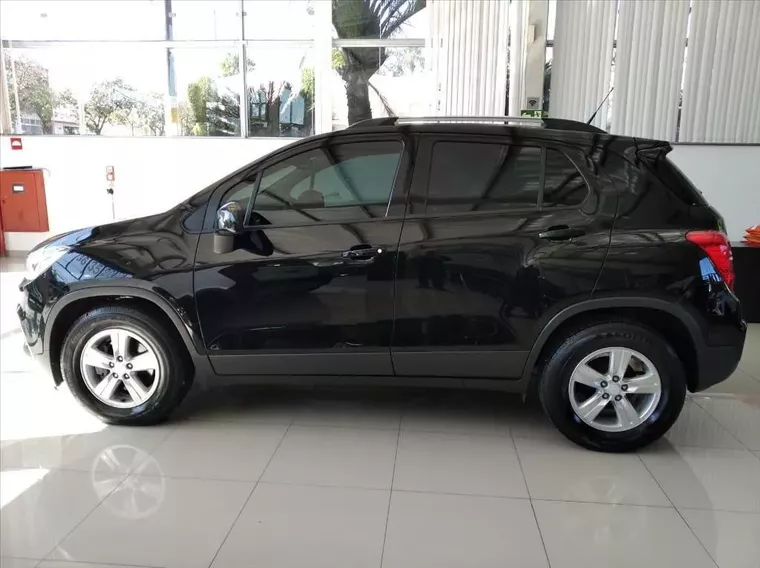 Chevrolet Tracker Preto 9