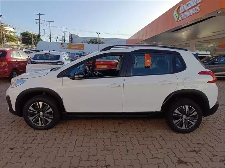 Peugeot 2008 Branco 10