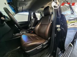 Toyota Hilux SW4