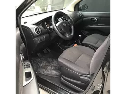 Nissan Grand Livina