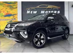 Toyota Hilux SW4