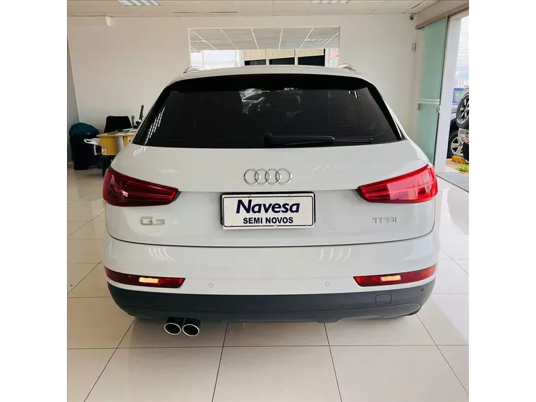 Audi Q3 Branco 7