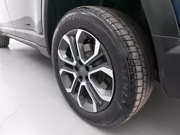 Jeep Commander