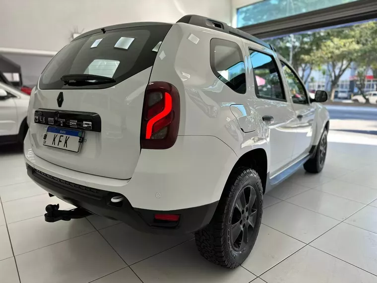 Renault Duster Branco 6