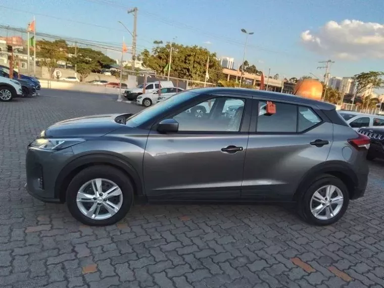 Nissan Kicks Cinza 15