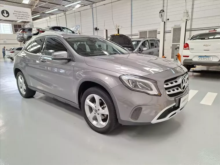 Mercedes-benz GLA 200 Cinza 11