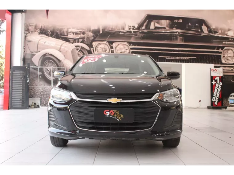 Chevrolet Onix Preto 2