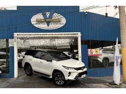 Toyota Hilux SW4