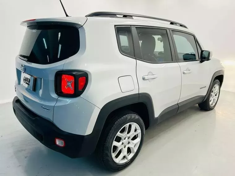 Jeep Renegade Prata 11