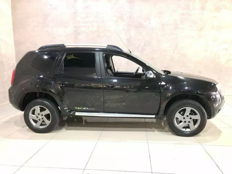 Renault Duster Preto 3