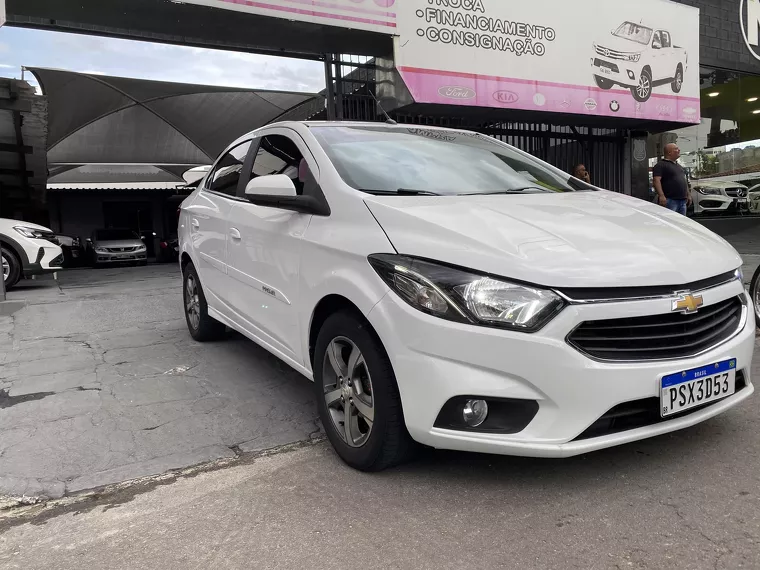 Chevrolet Prisma Branco 5