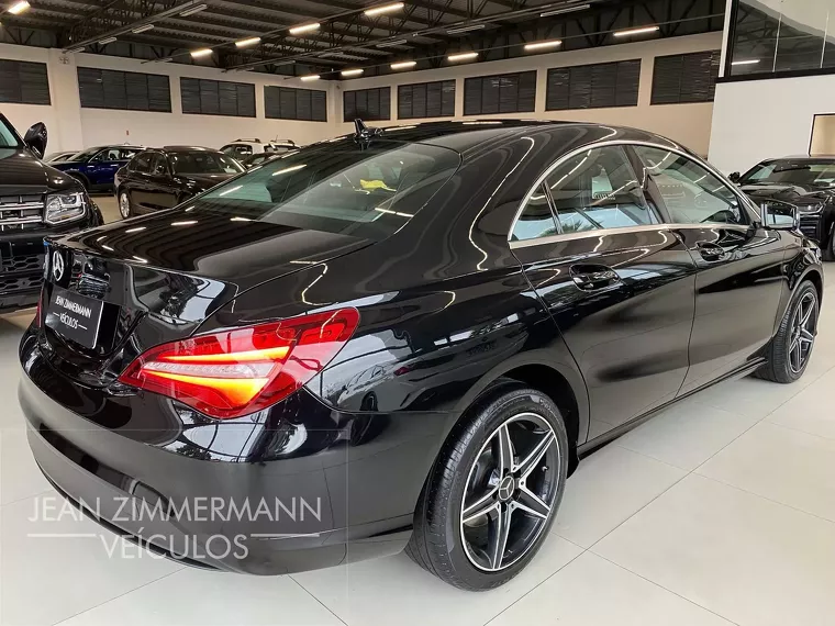 Mercedes-benz CLA 180 Preto 4